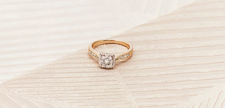 Diamond Cluster Rings